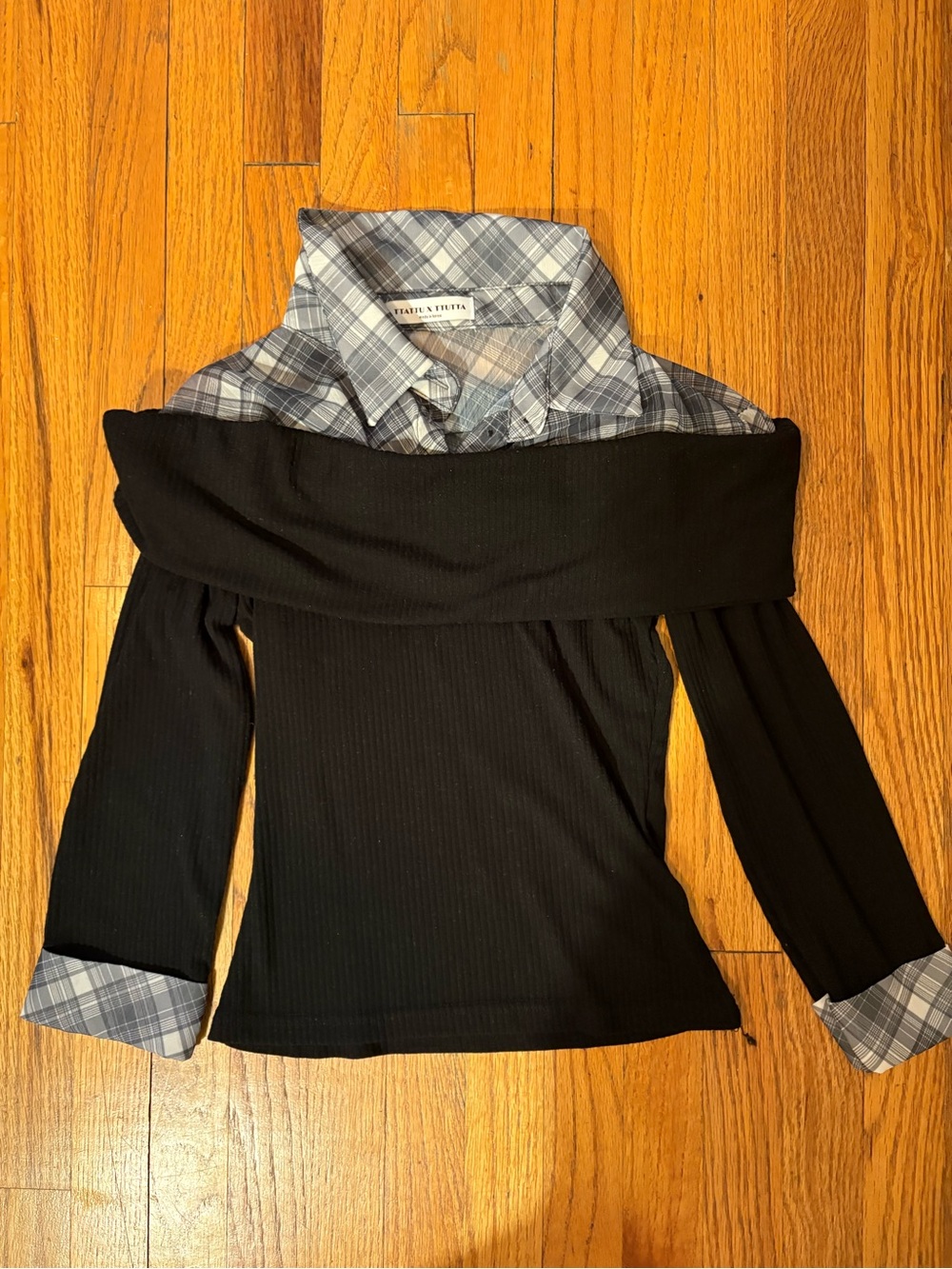 plaid collar layered long sleeve top